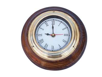 Clock on wood base 7quot; Clock on wood base 7