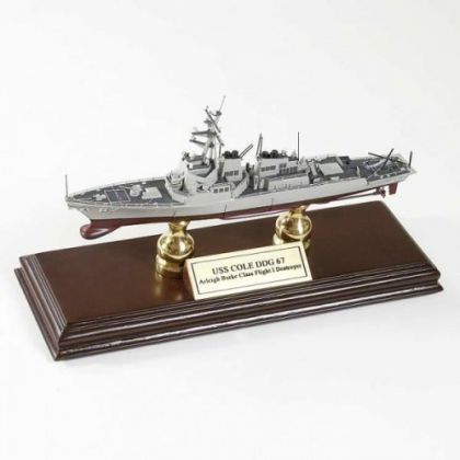 USS Cole 9 model ship