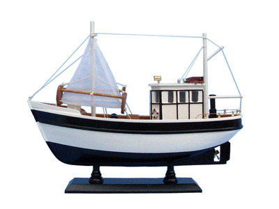 Mr. Shrimp 16 model ship