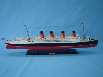 RMS Aquitania Limited 40