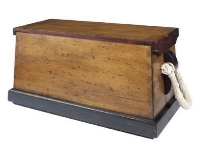 Sailors Chest, Honey 25 Sailors Chest, Honey 25