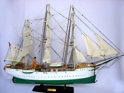 Danmark 34 model ship