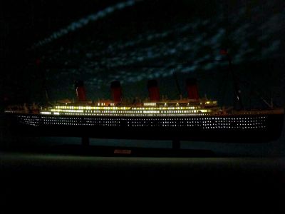RMS Titanic Limited 40 w-LED Lights