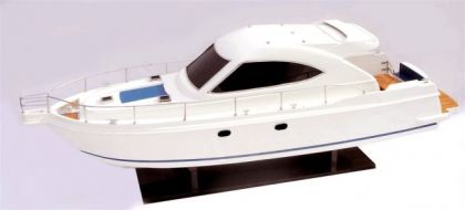 Sport Yacht 4700 35 model ship