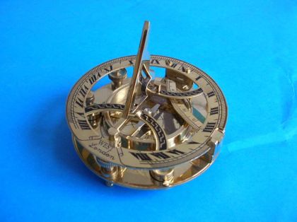 Sundial Compass model ship