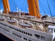 Titanic 40 with Lights picture