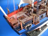 HMS Bounty 32 picture