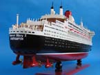 Queen Mary 2 40 picture