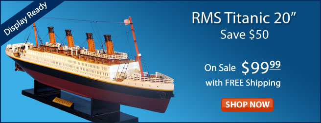 Model Titanic Ship