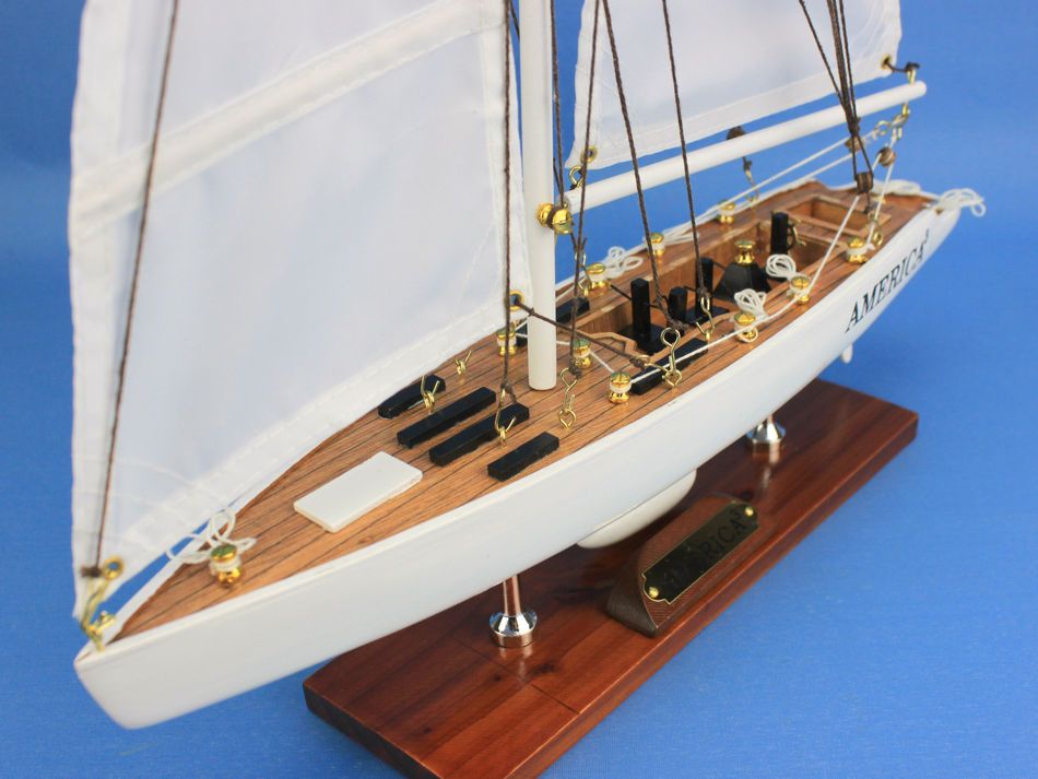 fine yacht models from the art of age of sail - page 1